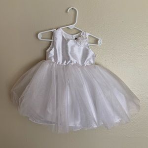 💕NWOT Girls 12 month white dress